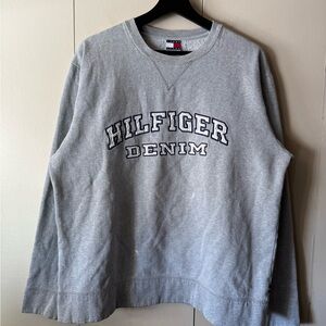 Tommy Hilfiger Gray Crewneck Sweater